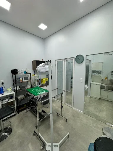 Laboratório veterinário próprio e centro cirúrgico da Scheid